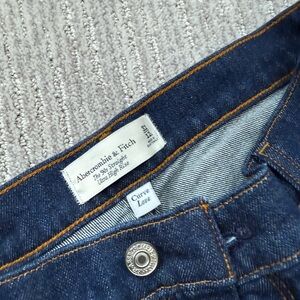 Abercrombie Curve Love 90s High Rise Jeans